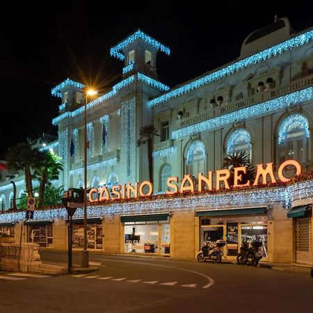 La Casa Di Ermes - Ampio Luminoso Appartamento A Tre Minuti Dal Centro サンレモ エクステリア 写真